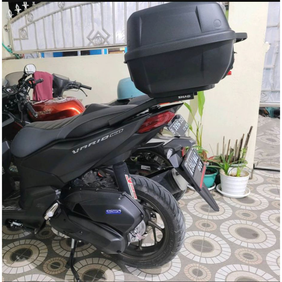 BREKET BOX SHAD VARIO 160 BREKET BOX VARIO 160 SHAD DUDUKAN BREKET BOX VARIO 160 NEW 2022 HITAM DOFF