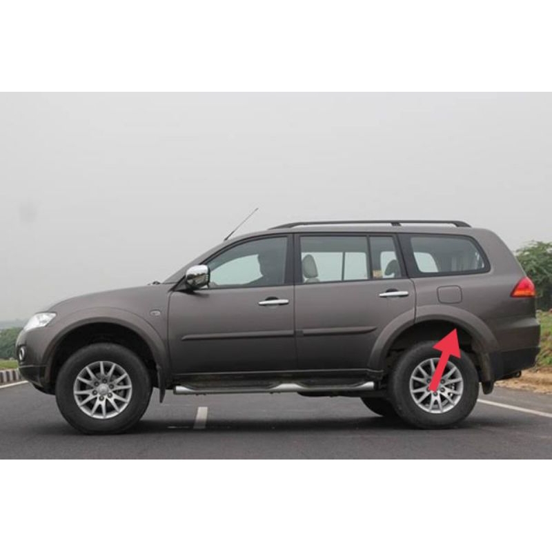 over fender Mitsubishi Pajero model ori satuan 2010-2015