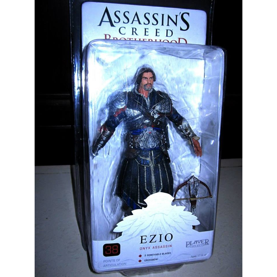 Action Figure Mainan Assasin Creed Ezio