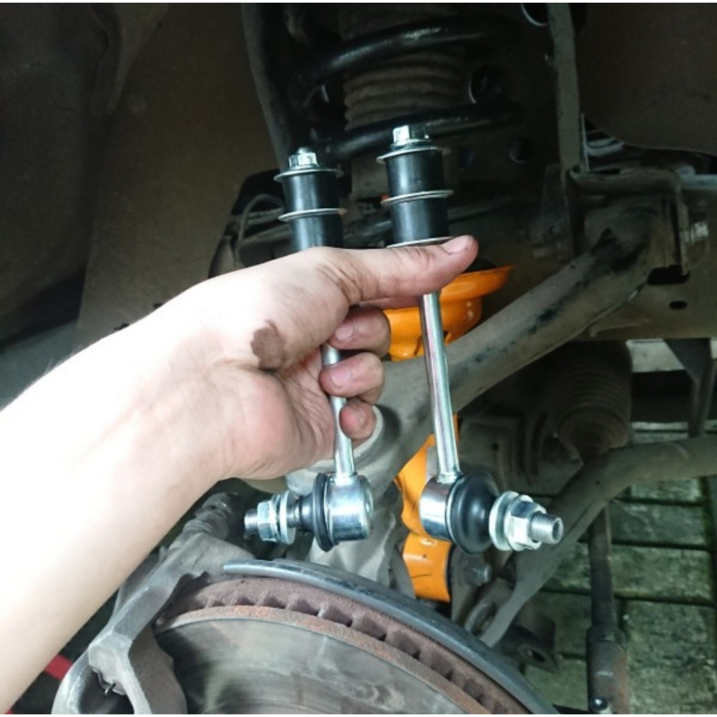 STABILIZER LINK - LINK STABIL DEPAN INNOVA / HILUX SINGLE CABIN / HIACE COMMUTER