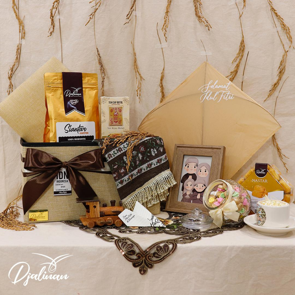 

Hampers Lebaran Idul Fitri 'Pulang' Premium Mewah Elegan Parsel Parcel Gift Souvenir Hadiah Bingkisan