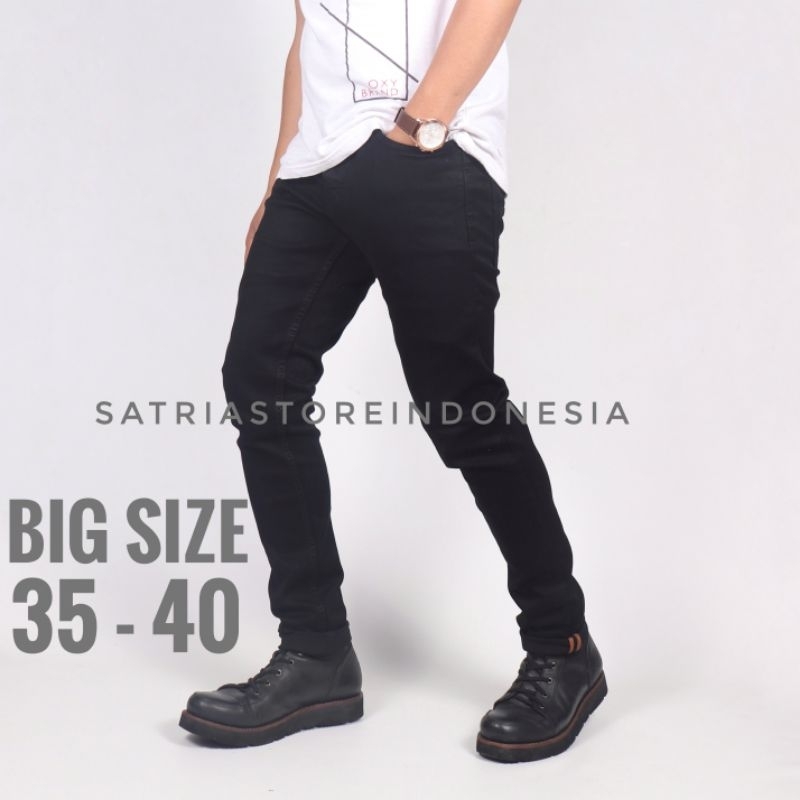 Celana Jumbo Pria , Celana big size pria bahan soft jeans Stretch (melar)