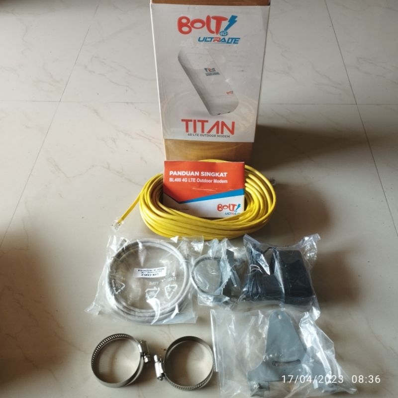 Modem Wifi Outdoor Indoor Satu Set NEW BOLT TITAN BL400 BL401 Sudah Unlock 4G LTE Frekuensi 2300 Support Telkomsel Byu Smartfren