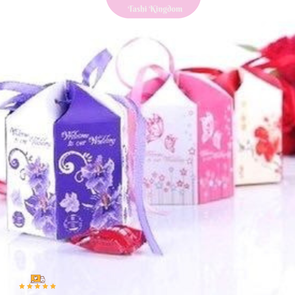 

Kotak souvenir pernikahan, kotak coklat box bingkisan hampers Wedding box segi bunga wedding