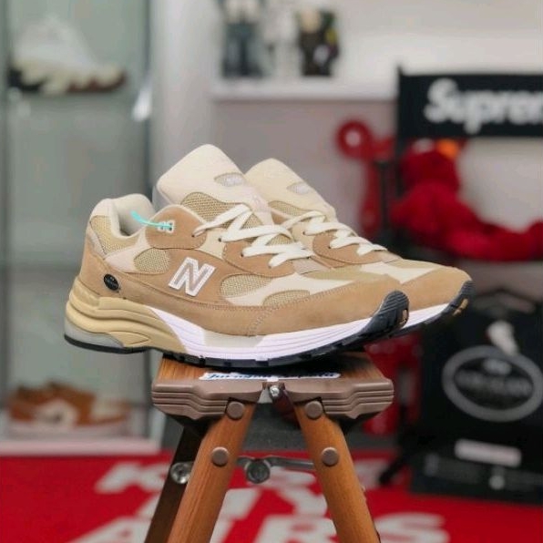 New Balance 992 &quot;Tan&quot;