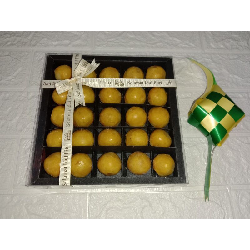 

Kue nastar sekat isi 25