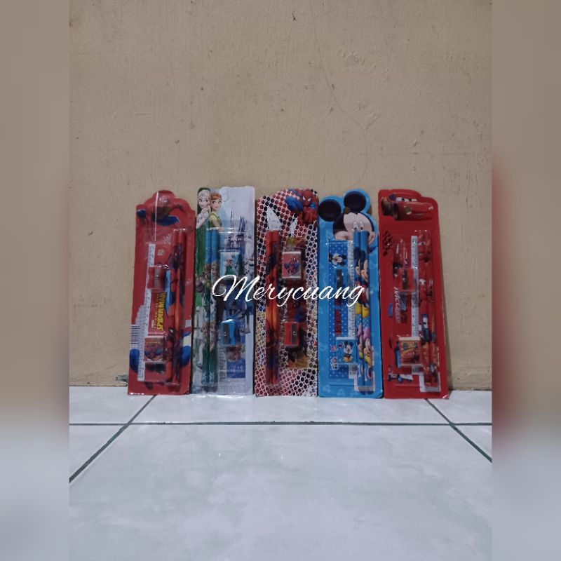 

Alat Tulis Set Sekolah/Pensil Set Anak Sekolah 1 Set