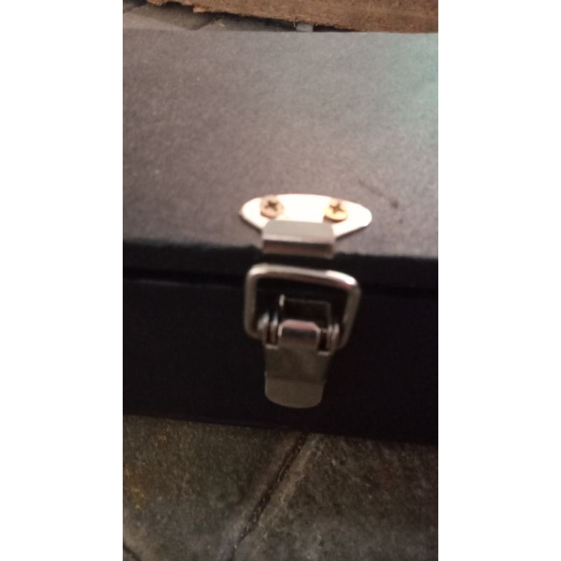 

stempel runa 2 lampu