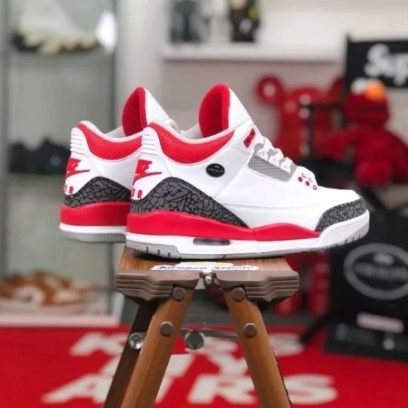 Air Jordan 3 Retro &quot;Fire Red&quot;