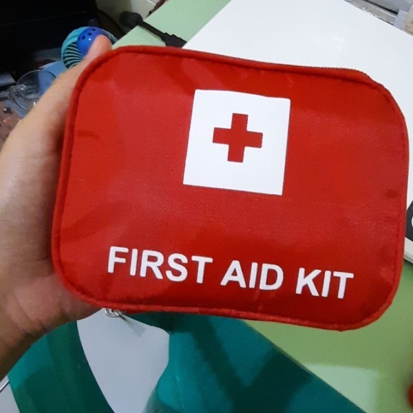 P3K Model Dompet OneMed - First Aid Kit