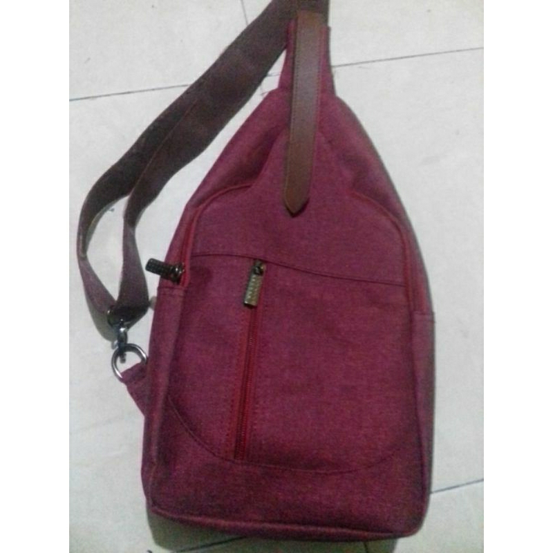 Tas samping elegant