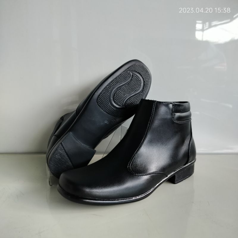 MANDIENS Sepatu pdlsus Polwan Hitam Dof Bahan Kulit Sintetis