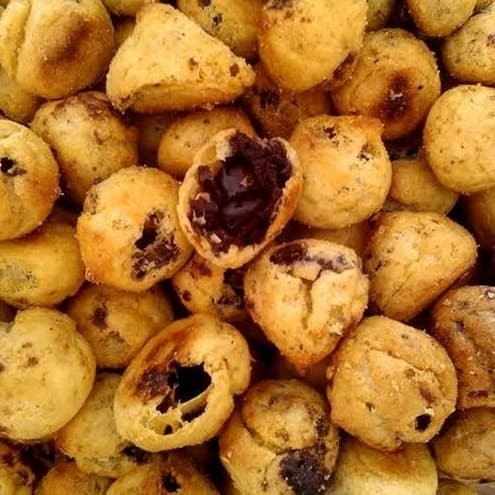 

kue soes coklat / kue sus kering coklat / sus cokelat bandung / kue soes kering / snack kiloan murah