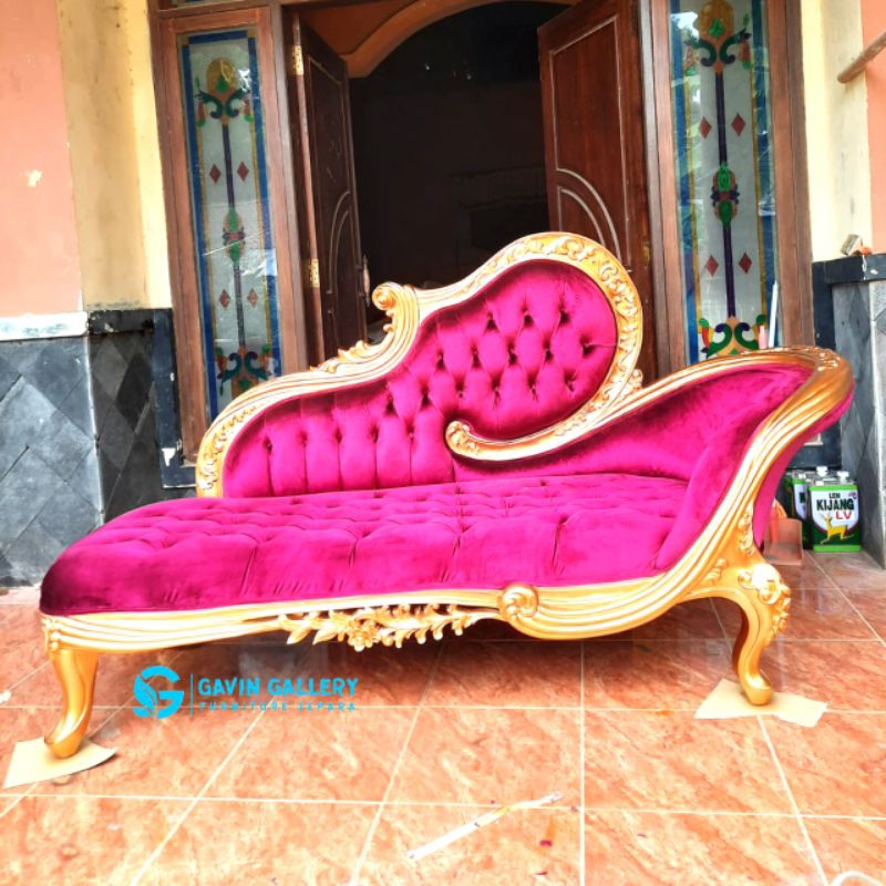 Sofa Santai/sofa malas/material button gold finish velvet merah maroon  mahoni oven gred A