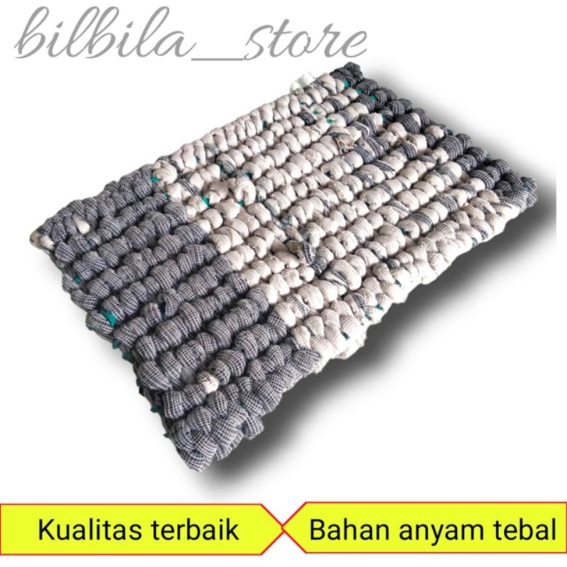 Keset mutiara tebal / keset anyam mutiara / keset kaki / keset kamar mandi