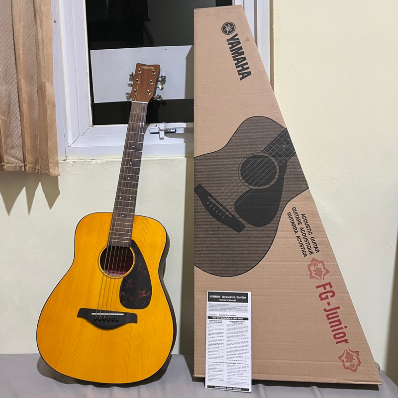 Yamaha FG Junior 1 - Gitar akustik 3/4 Original FG-JR1 Original