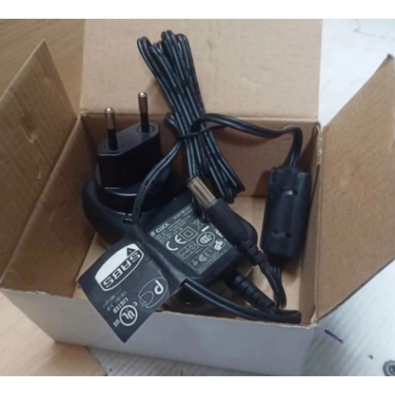 Adaptor CLick, swictching power supply output 10V - 2400mA