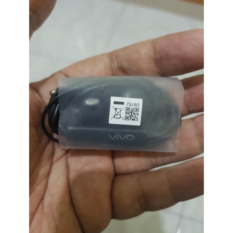 Headset Vivo hitam FREE CASE