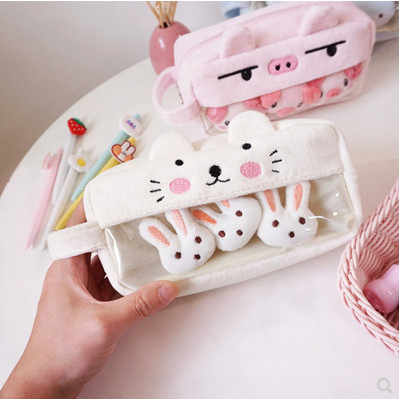 

HenJO Tempat Pensil Tepak Fancy Character Bulu Tipis