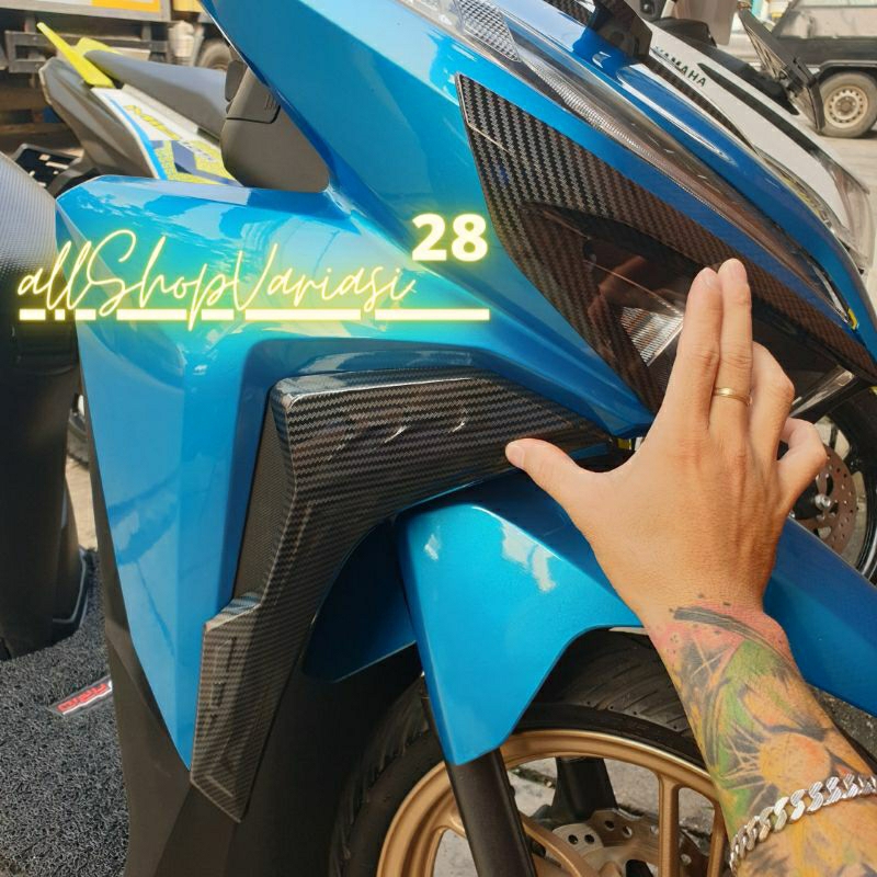COVER TUTUP GARNISH LAMPU DEPAN VARIO NEW PLUS COVER SAYAP DEPAN VARIO NEW 150/125 KARBON WTP CELUP 