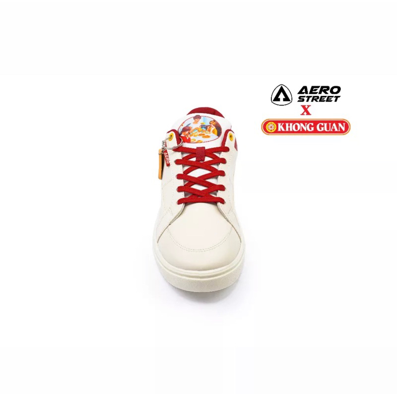 Aerostreet x Khong Guan Size 41 Putih Merah Sepatu Sneakers Low Casual