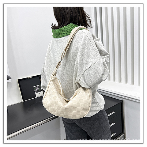 OLIVE Slingbag Messenger Motif Dumpling Tas Selempang Wanita Korean Style