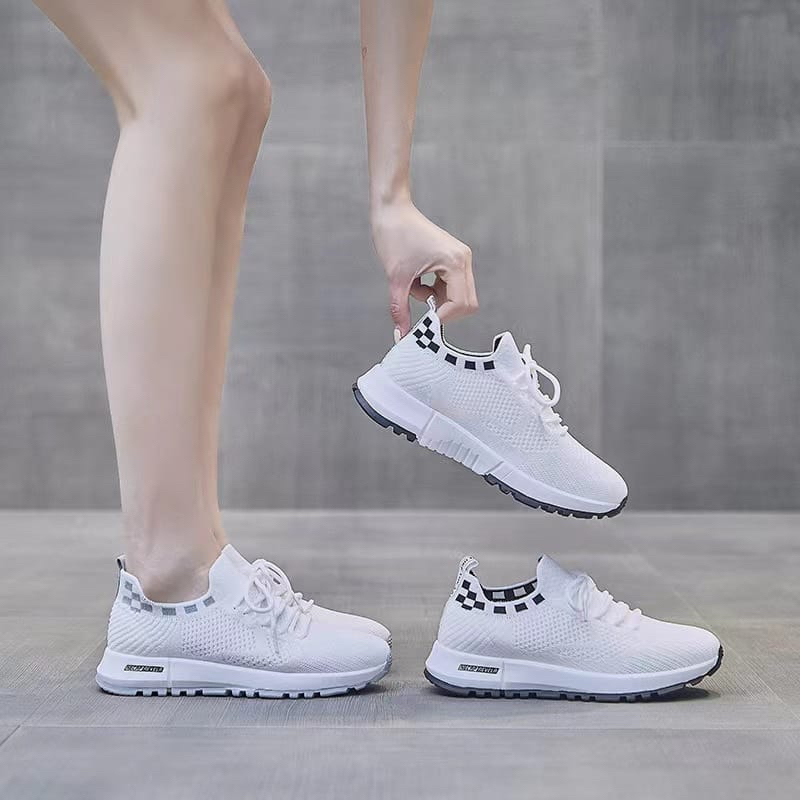 GROSIRTAS &quot;FREE BOX&quot; LV0124 Sepatu Sneakers Wanita Flyknit Import Motif Kotak Kotak Anti slip