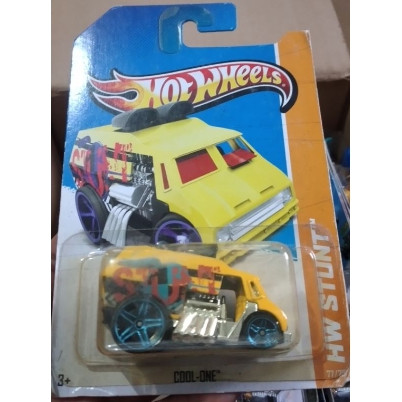 hot wheels cool one hw stunt