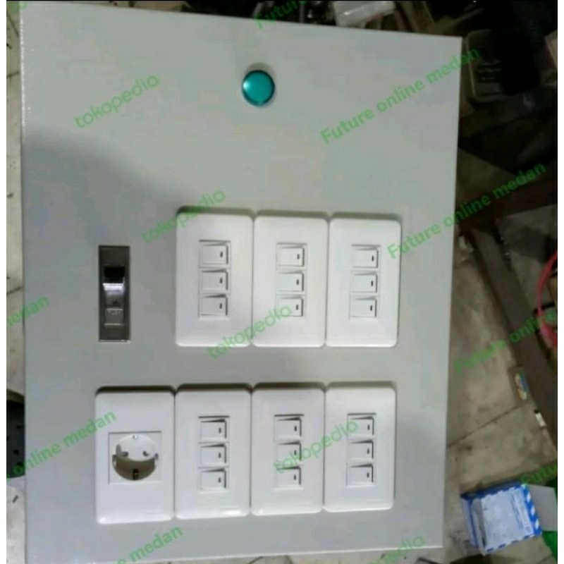 Tempah rakit panel distribusi lampu pakai saklar panasonik untuk pembagian listrik rumah, masjid, vi