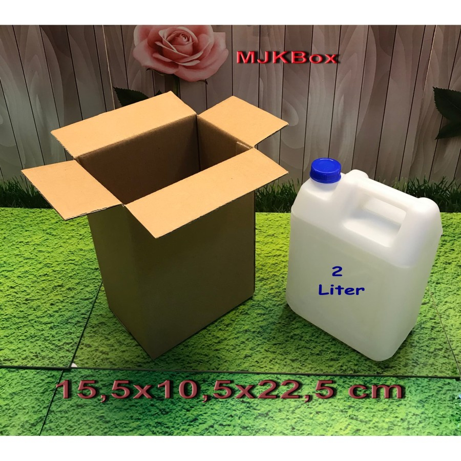

kotak kardus Uk.15,5x10,5x22,5 cm .single wall,U/ botol jerigen 2 LTR MODEL INDOMIE