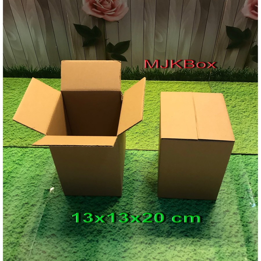 

kardus karton box Uk. 13x13x20 cm .....ST MODEL INDOMIE