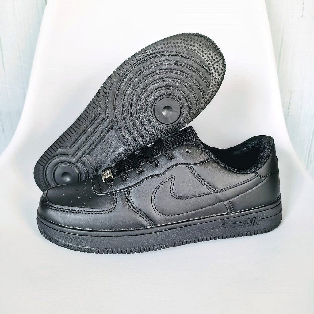 Sepatu Pria &amp; Wanita (Unisex) Premium Original Import Vietnam Nike Air Force 1 Triple White &amp; Triple Black Low