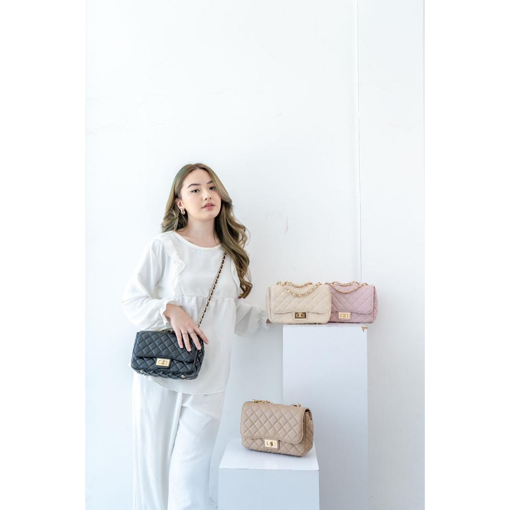 V 2 Small Flicka Bags