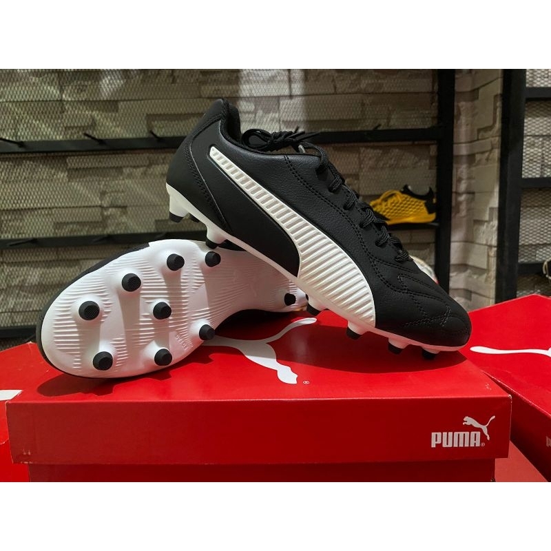 Sepatu Sepakbola Bola Puma Monarch II FG Original Klasik