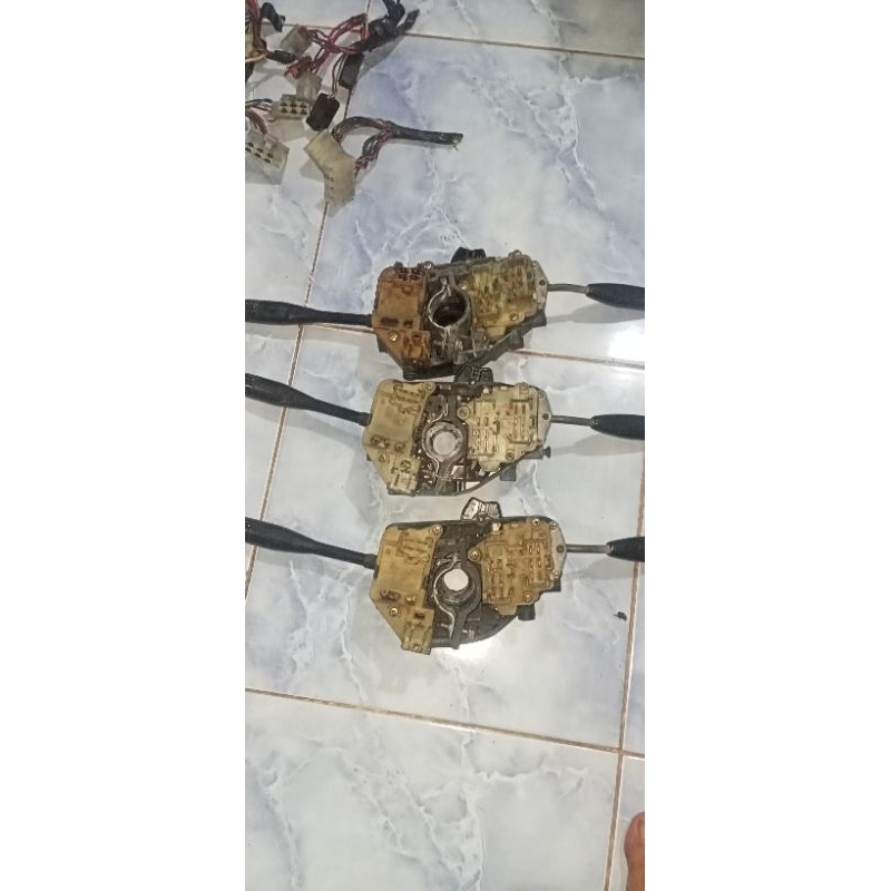 saklar lampu kombinasi mazda MR vantrend