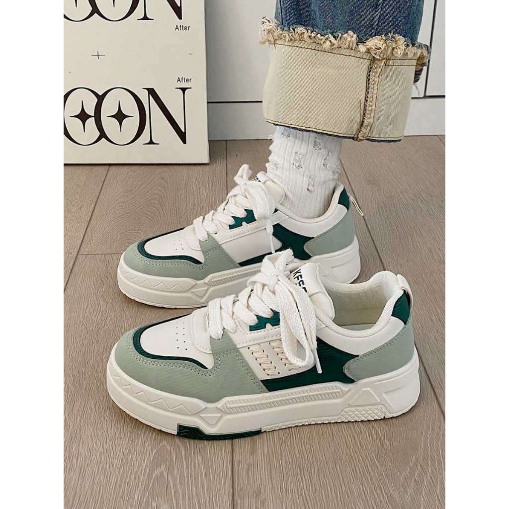 GROSIRTAS &quot;FREE BOX&quot; LV0193 Sepatu Sneakers Wanita Korea Kasual Import