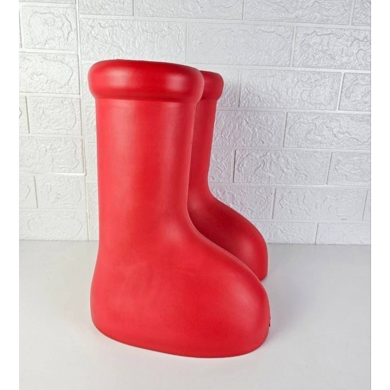 Sepatu MSCHF Big Red Boots Astroboy