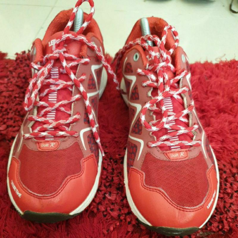 sepatu outdoor runtrail hiking LEISURE TIME VOLT R ORIGINAL