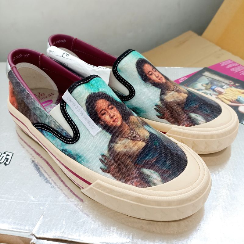 Compass UNKL 347 Maestro Nyi roro Kidul