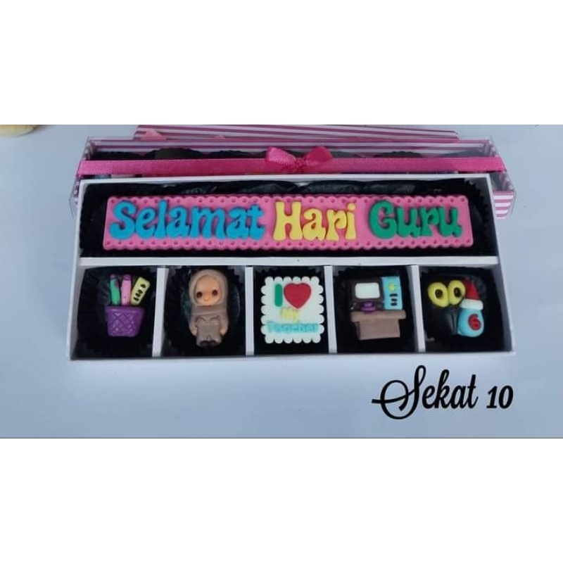 

coklat hari guru/coklat sekat/coklat hampers/hadiah guru/coklat hari guru/coklat karakter/give guru/