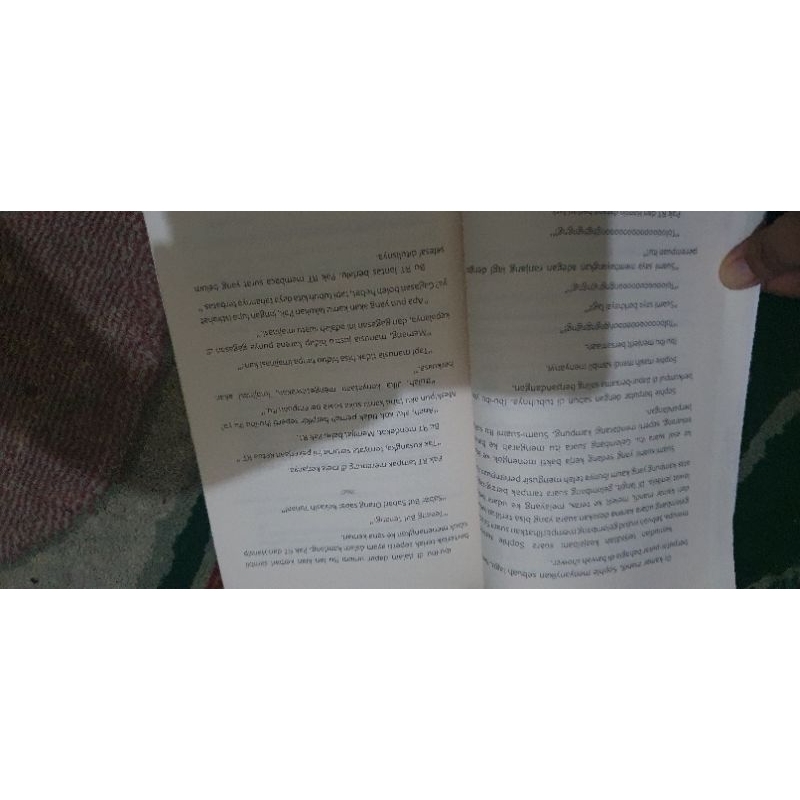 KUMPULAN CERPEN SENO GUMIRA "DILARANG MENYANYI DI KAMAR MANDI"