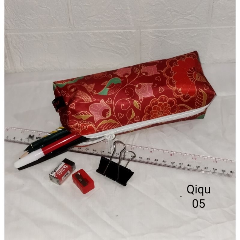 

Tempat Pensil /Motif Random