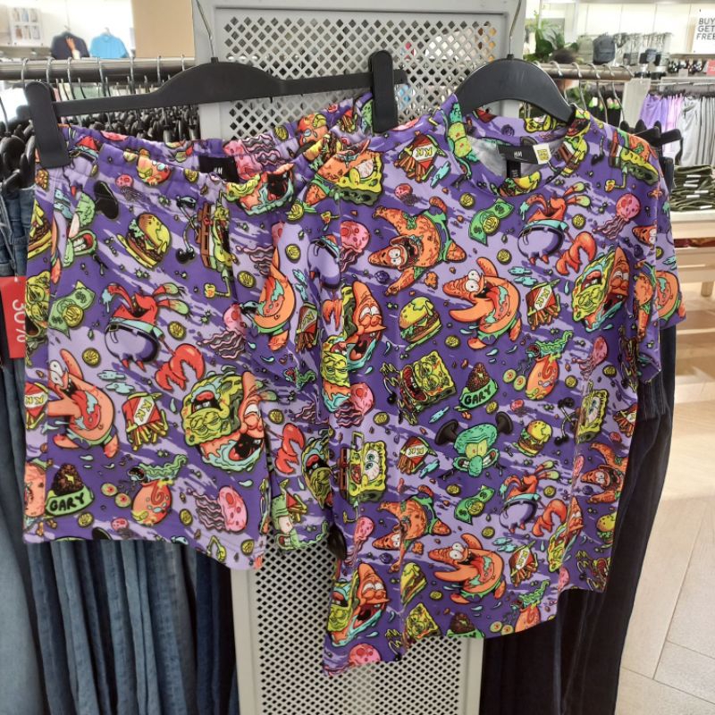 T shirt spongebob X H&M Original store