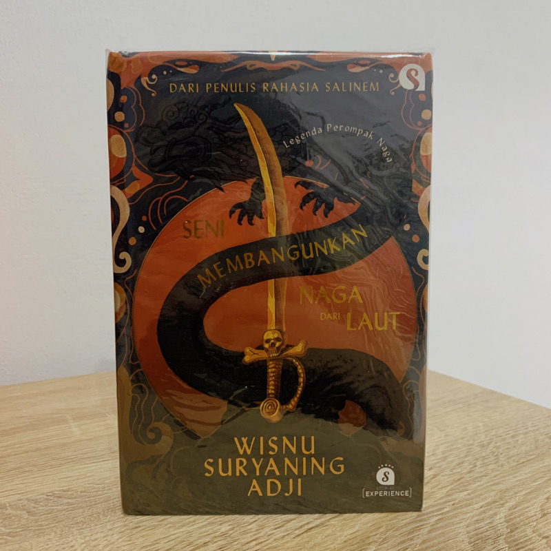 Legenda Perompak Naga: Membangunkan Naga dari Laut (HC)