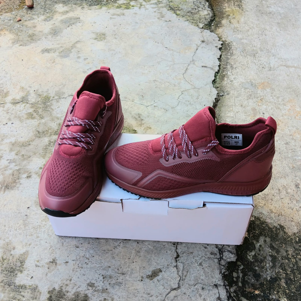 SEPATU RUNNING POLRI MERAH MAROON TERBARU 2023 - OLAHRAGA