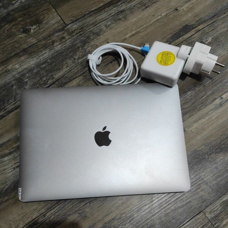 MacbookPro"13"Retina2017Ram16gb
