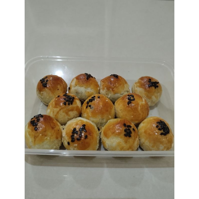 

KUE PIA KACANG HITAM