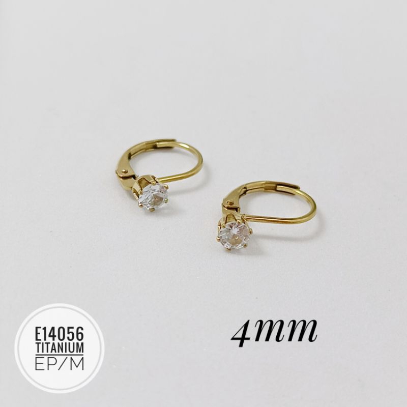 Anting titanium daisy permata gold E14056