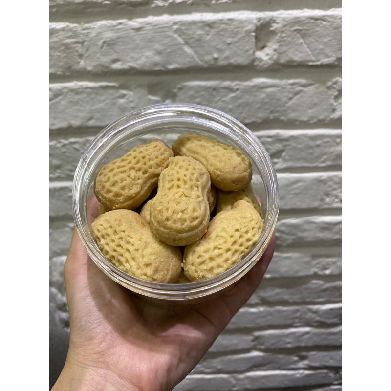 

KUE KACANG PREMIUM LUMER