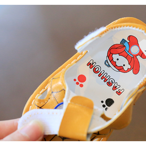 babyfit sepatu bunyi citcit lampu LED sendal gunung anak bayi first walker shoes import ty-0502
